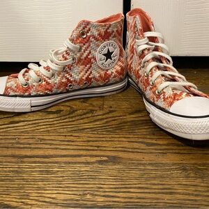 Size 7.5 Converse All Star chucks. Pink and white weave